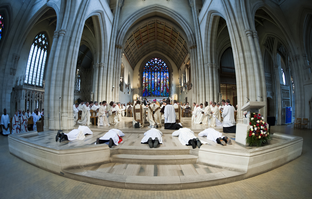 Ordination to the Sacred Priesthood for Archdiocese of Southwark by Catholic Church (England and Wales) via Flickr, (CC BY-NC-SA 2.0)